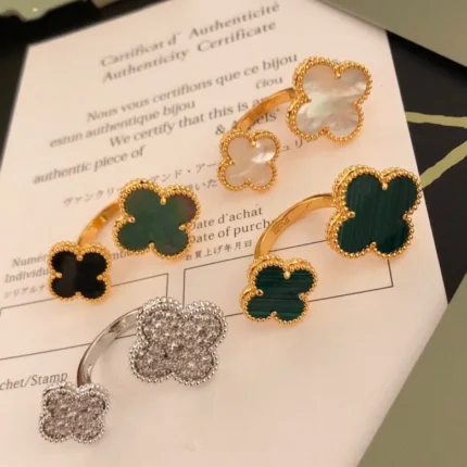 [Van Cleef Arpels]CLOVER BETWEEN THE FINGER RING