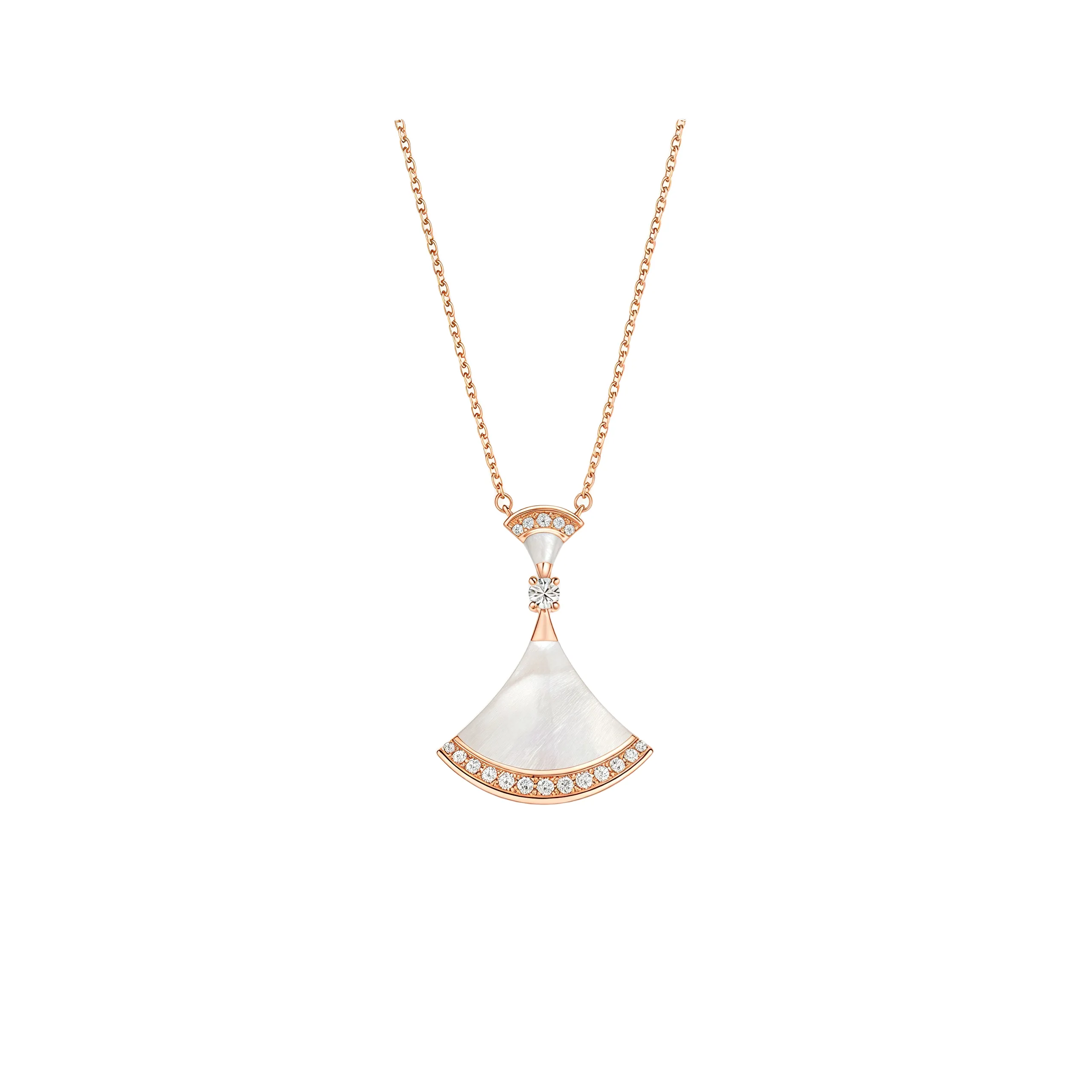2bb6275f-f395-4b03-9a74-71ea9372e863-bulgari-divas-dream-necklace-rose-gold-mother-of-pearl-and-diamonds-ref-356452_2bc36a0a-0f9b-49d7-ad81-2e1313540a4f.webp