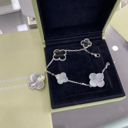 [Van Cleef Arpels]CLOVER 5 MOTIFS SIVLER DARK MOP BRACELET