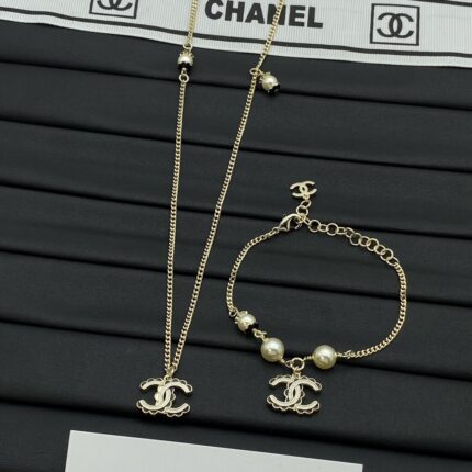 ChanShi4102409 CHANEL Necklaces and bracelets sold together