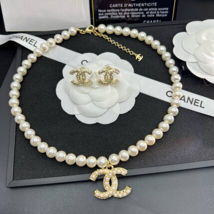 2PcsXia CHANEL Necklaces and earrings sold together