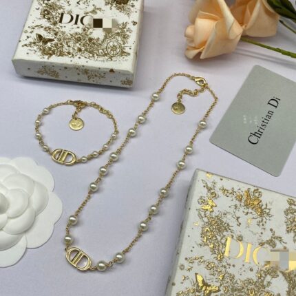 Di2Pcs DIOR Necklaces bracelets sold together